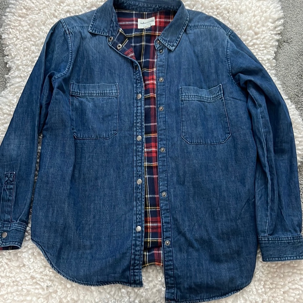American eagle thick button up